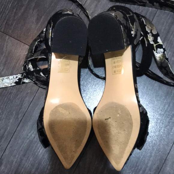 Embroidered Bow shoes - Picture 3 of 4